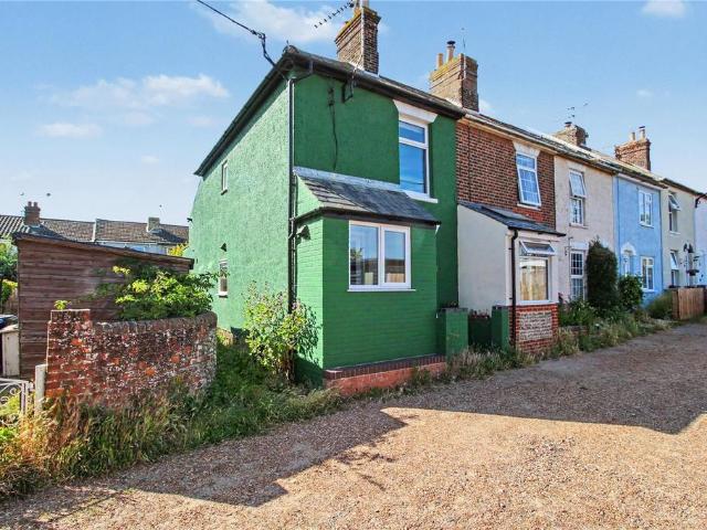 2 bedroom end of terrace house for sale