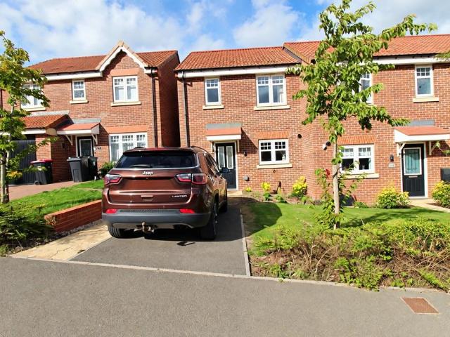2 bedroom end of terrace house for sale