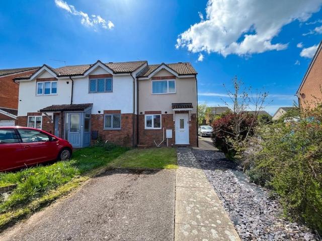2 bedroom end of terrace house for sale