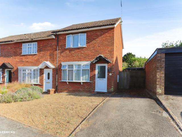2 bedroom end of terrace house for sale