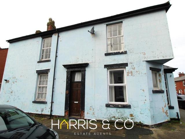 2 bedroom end of terrace house for sale