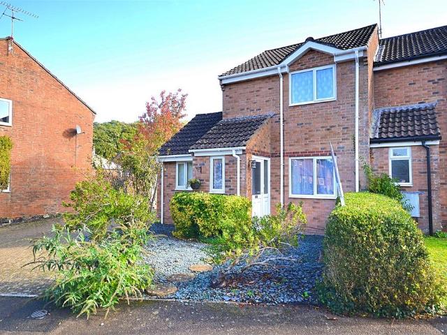 2 bedroom end of terrace house for sale