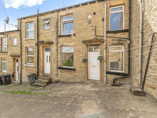 2 bedroom end of terrace house for sale