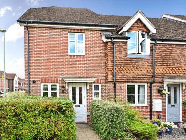2 bedroom end of terrace house for sale
