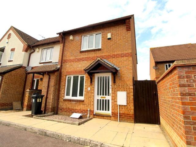 2 bedroom end of terrace house for sale