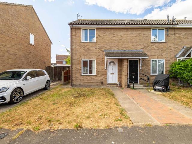 2 bedroom end of terrace house for sale