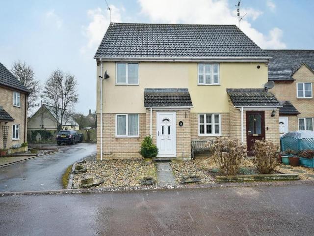 2 bedroom end of terrace house for sale