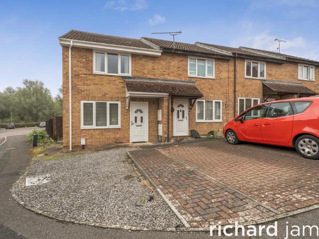 2 bedroom end of terrace house for sale