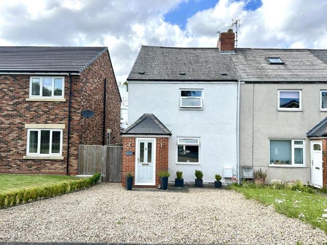 2 bedroom end of terrace house for sale