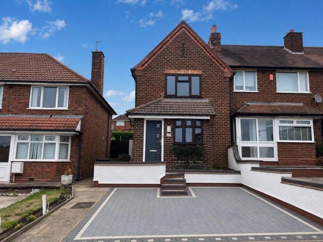 2 bedroom end of terrace house for sale
