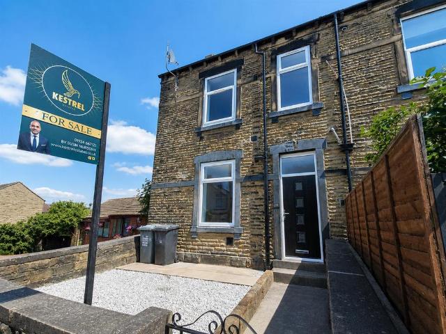 2 bedroom end of terrace house for sale