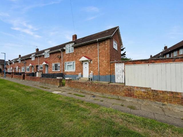 2 bedroom end of terrace house for sale