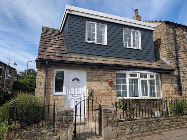 2 bedroom end of terrace house for sale