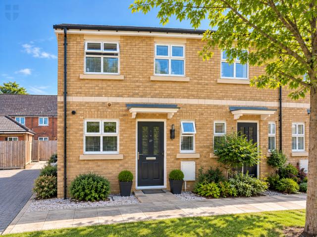 2 bedroom end of terrace house for sale
