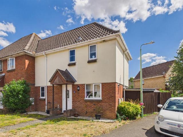 2 bedroom end of terrace house for sale