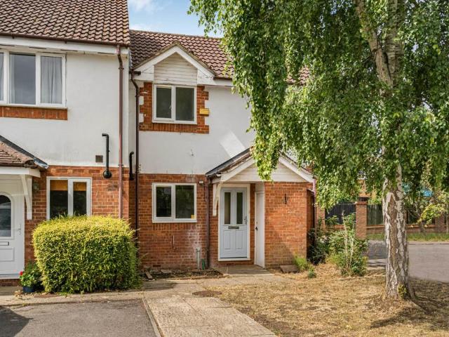 2 bedroom end of terrace house for sale