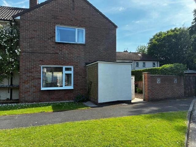 2 bedroom end of terrace house for sale