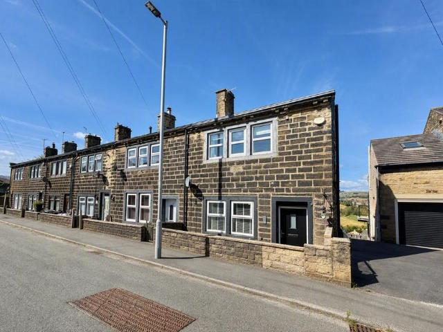 2 bedroom end of terrace house for sale