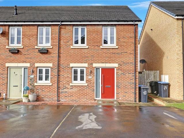2 bedroom end of terrace house for sale