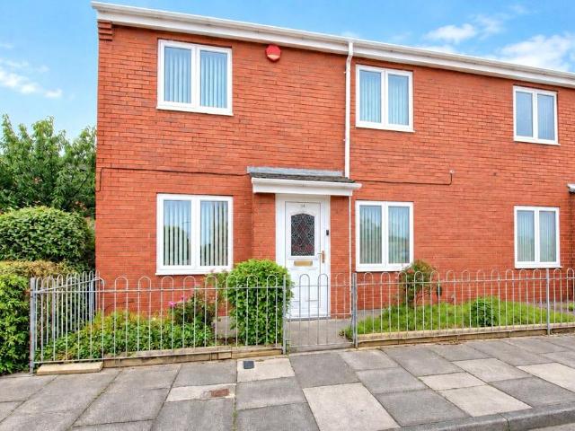 2 bedroom end of terrace house for sale