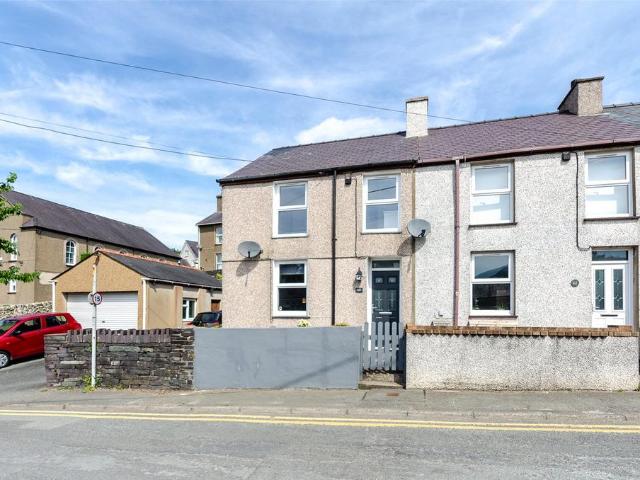 2 bedroom end of terrace house for sale