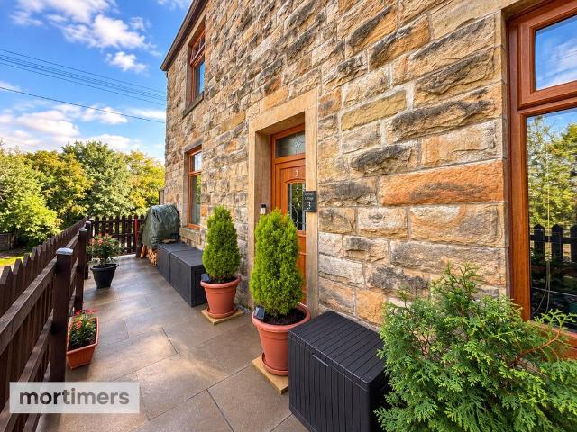 2 bedroom end of terrace house for sale
