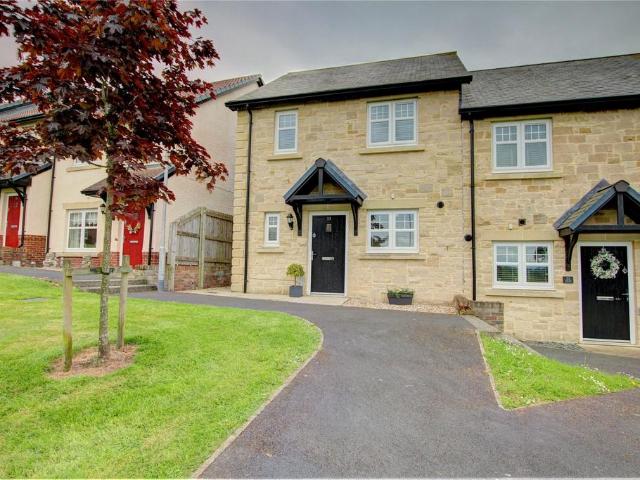 2 bedroom end of terrace house for sale