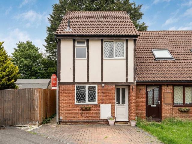 2 bedroom end of terrace house for sale