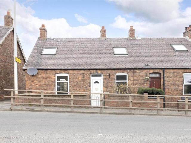 2 bedroom end of terrace house for sale