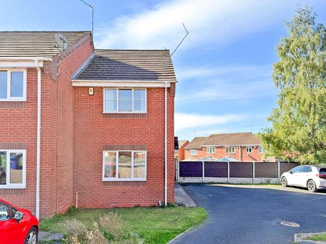 2 bedroom end of terrace house for sale