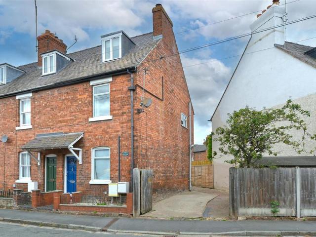 2 bedroom end of terrace house for sale