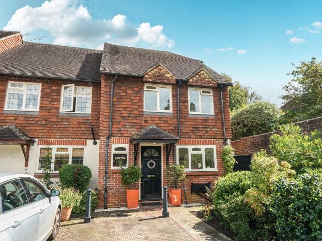 2 bedroom end of terrace house for sale