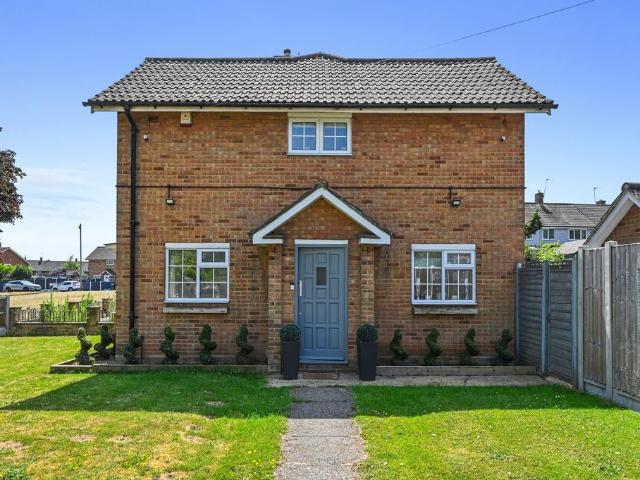 2 bedroom end of terrace house for sale