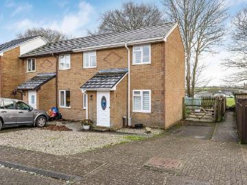2 bedroom end of terrace house for sale