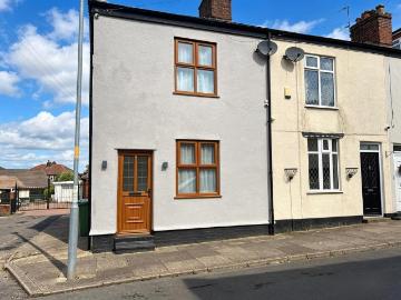 2 bedroom end of terrace house for sale