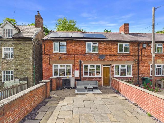 2 bedroom end of terrace house for sale