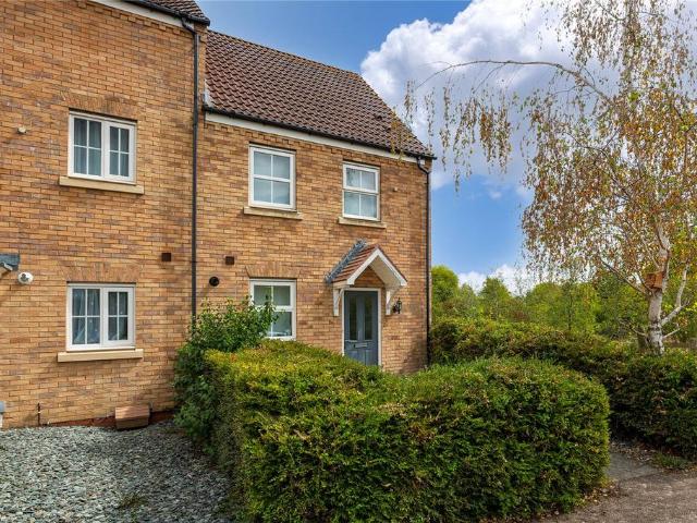 2 bedroom end of terrace house for sale