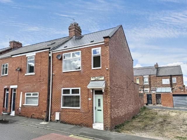 2 bedroom end of terrace house for sale