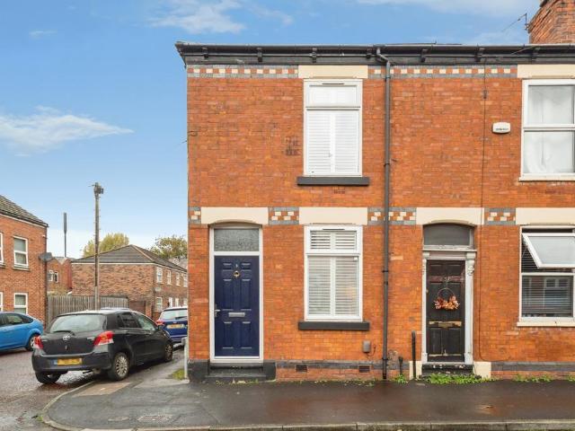 2 bedroom end of terrace house for sale