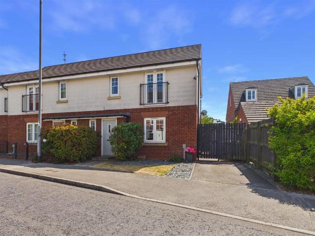 2 bedroom end of terrace house for sale