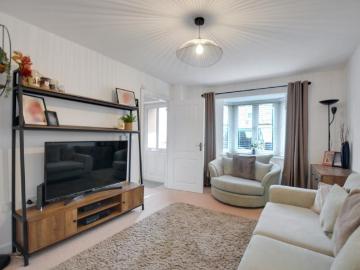 2 bedroom end of terrace house for sale