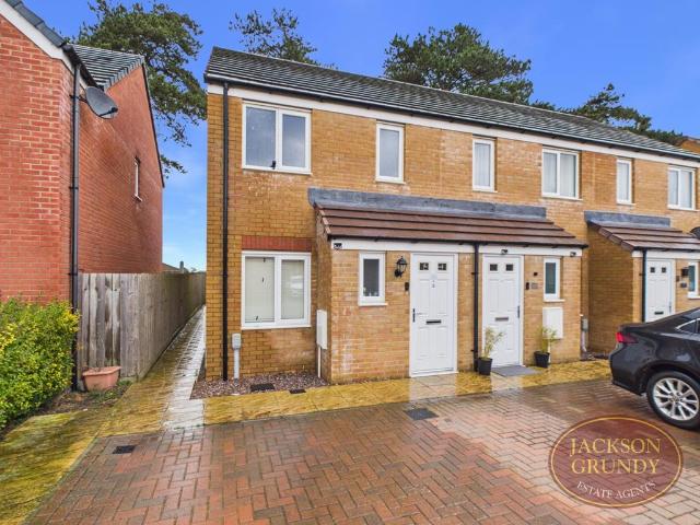2 bedroom end of terrace house for sale