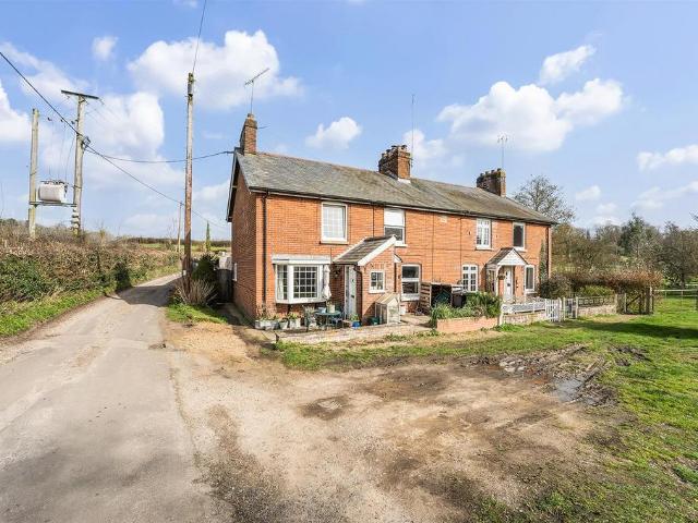 2 bedroom end of terrace house for sale