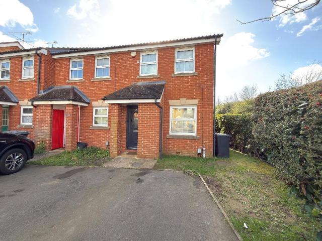 2 bedroom end of terrace house for sale