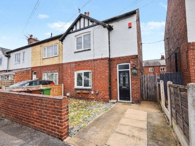 2 bedroom end of terrace house for sale