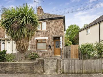 2 bedroom end of terrace house for sale