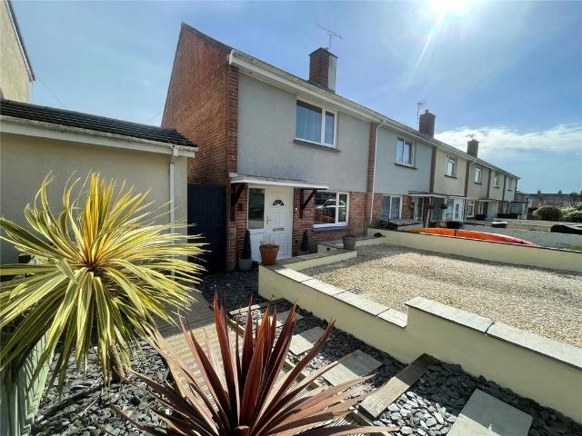 2 bedroom end of terrace house for sale