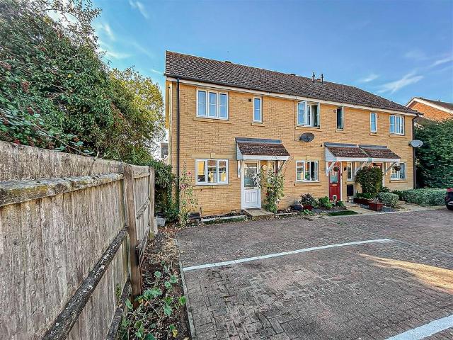 2 bedroom end of terrace house for sale