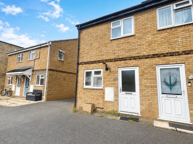 2 bedroom end of terrace house for sale
