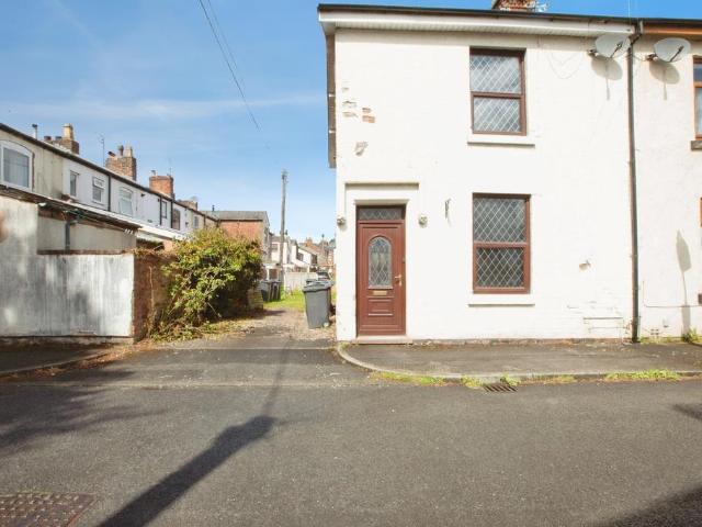 2 bedroom end of terrace house for sale